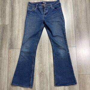 Juniors gilrs Levi strauss signature low rise flare Size 7
